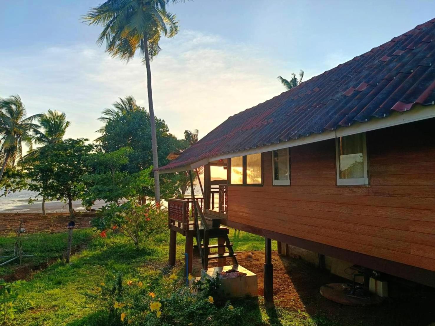 Three Monkeys Bungalows Koh Yao Noi Екстериор снимка